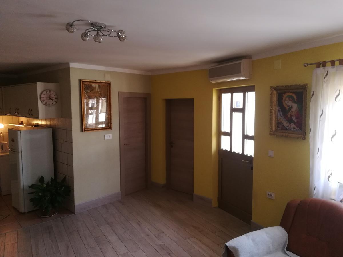 Apartment Ines Novi Vinodolski Eksteriør bilde